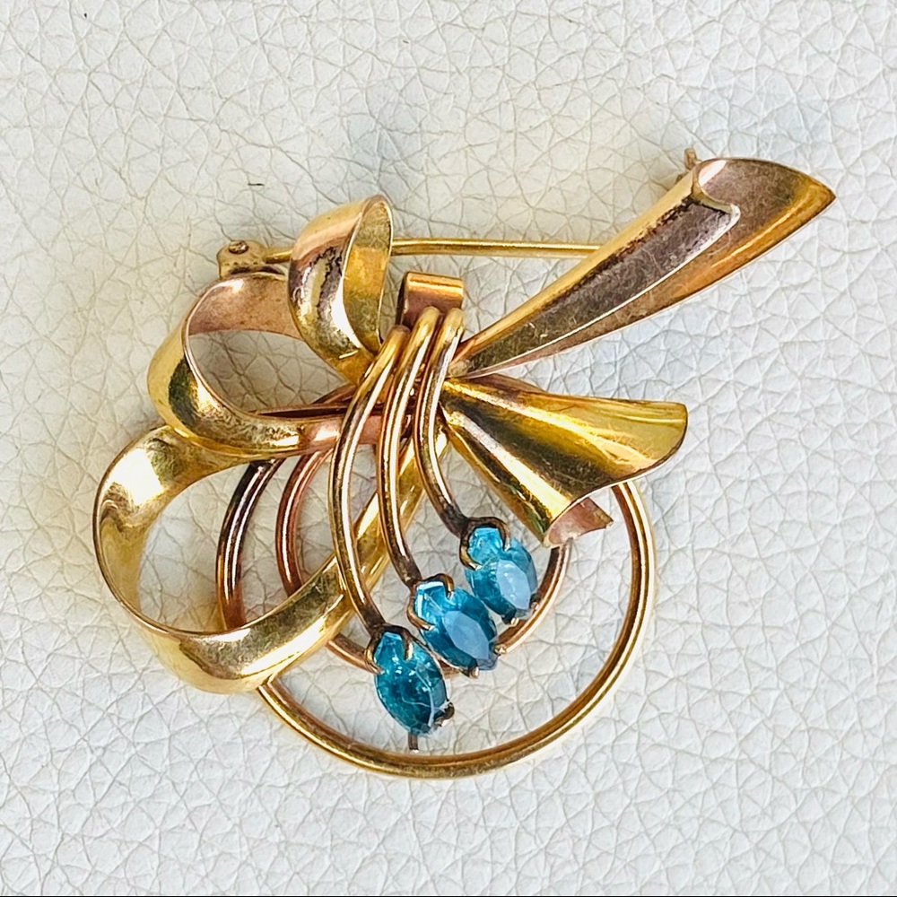 Vintage Gold Filled Brooch / Pendant with Aquamarine Stones